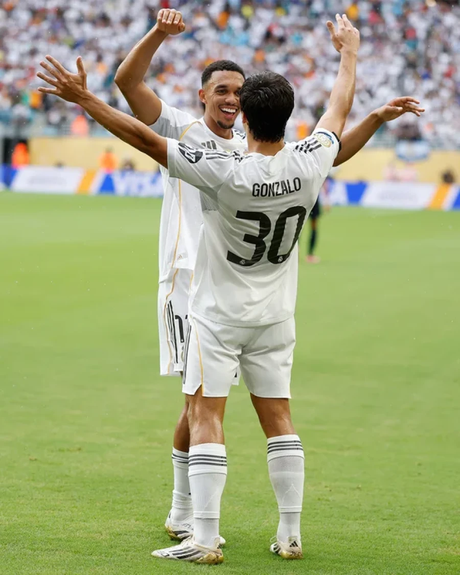 FESTEJO. Real Madrid hizo la diferencia en el segundo tiempo.