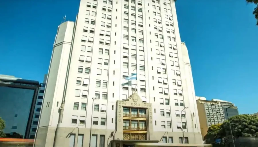 El Ministerio de Salud de la Nación.