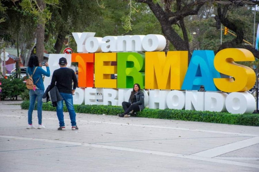 UN PUNTO FAVORITO. Termas de Río Hondo, en la provincia de Santiago del Estero, es uno de los destinos preferidos por los rafaelinos para relajarse unos días durante este invierno.
