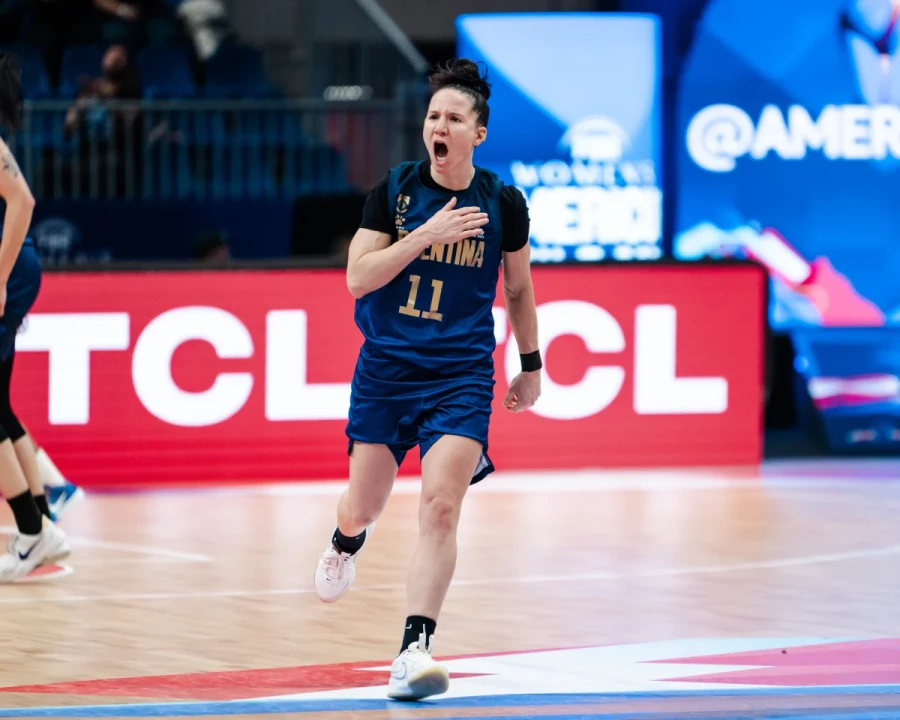 FESTEJO. Meli Gretter tuvo un gran partido.