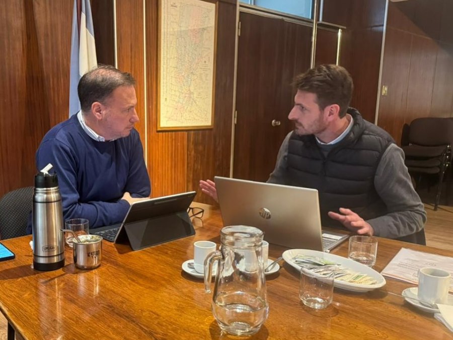 Lisandro Enrico y Gonzalo Aira durante el encuentro.