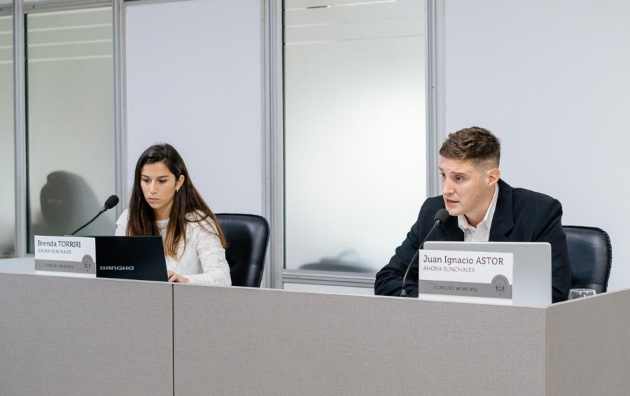 Brenda Torriri y Juan Ignacio Astor, concejales oficialistas.