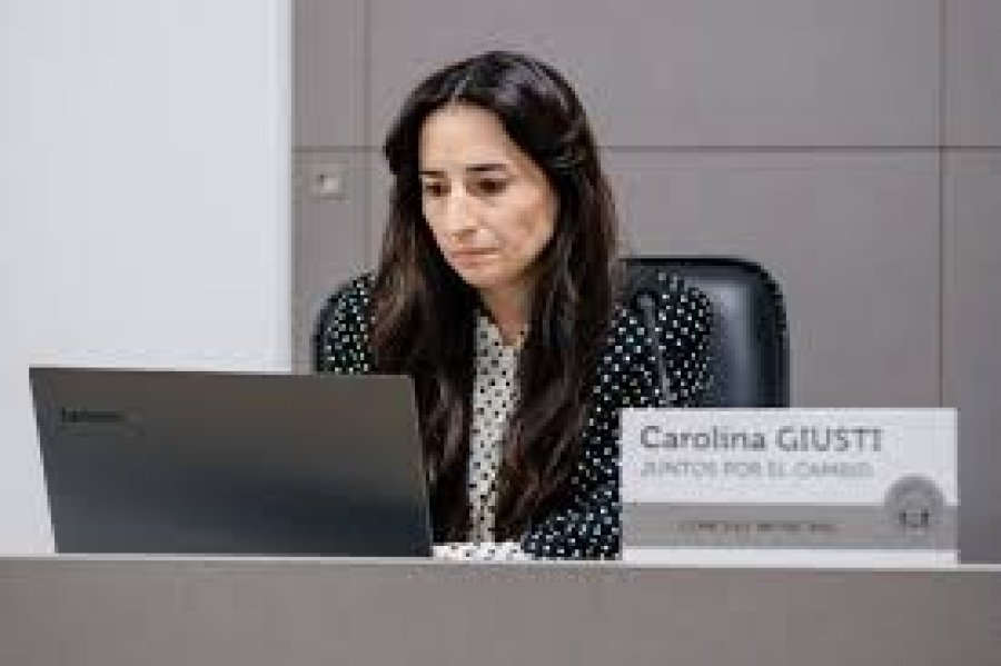 Carolina Giusti en su banca.