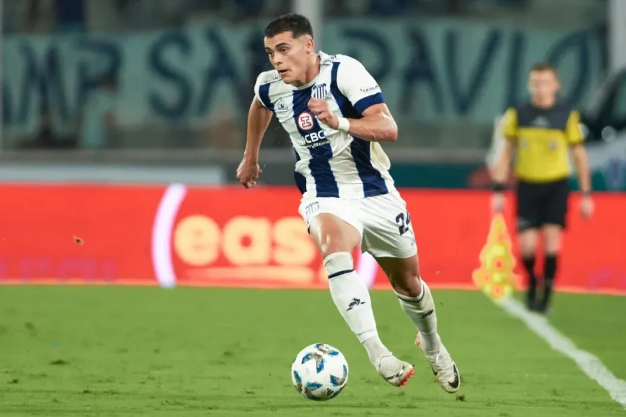 Ramón Sosa jugando para Talleres de Córdoba.