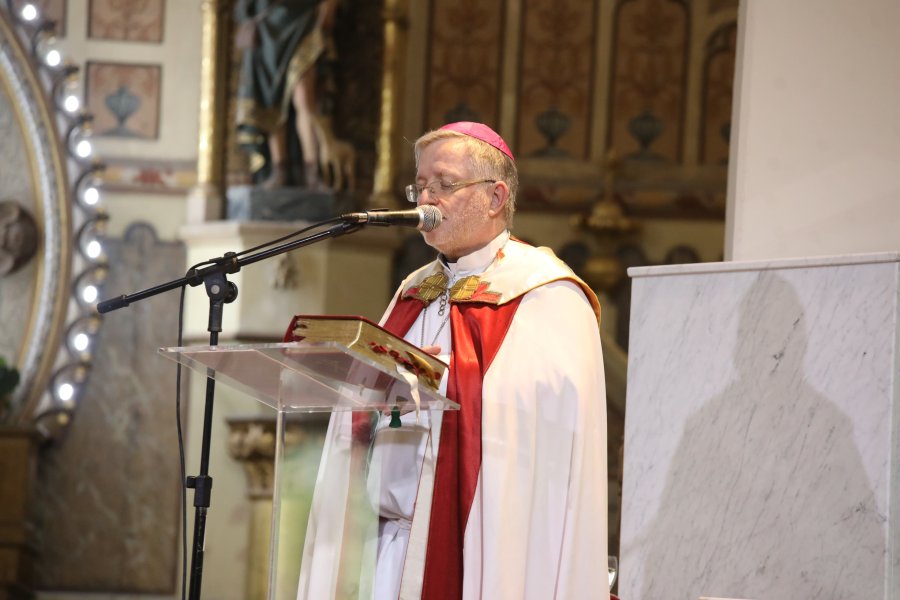 Monseñor Pedro Torres pidi&oacute; a los dirigentes pol&iacute;ticos silenciar sus egos y trabajar en equipo en base al di&aacute;logo. (FOTO NICO GRAMAGLIA)