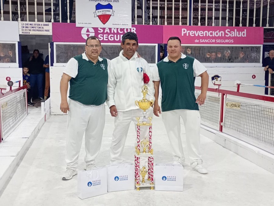 CONSAGRADOS. El equipo Campeón Argentino Luis Moreyra - Carlos Nardoni (Nano) y Ramón Ríos (el Hachero).
