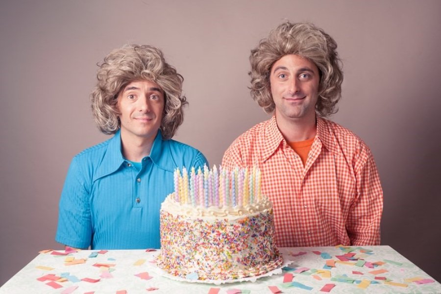 ACTO DE CIERRE. Feliz Día, de grupo Sutottos.