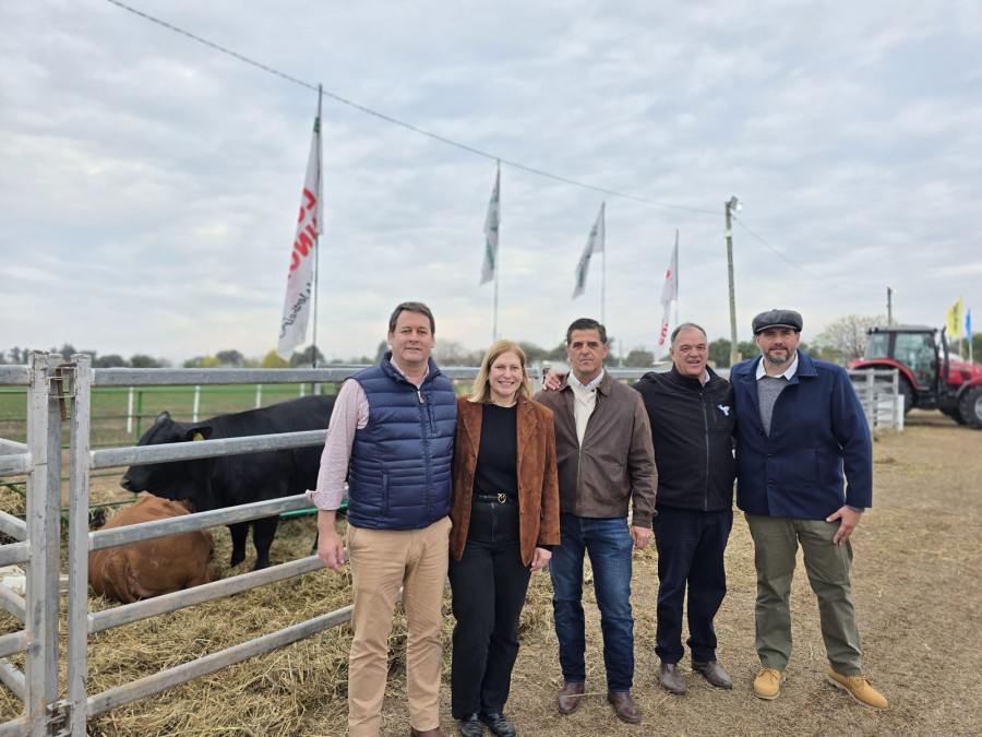 Se hizo referencia al apoyo permanente al sector agropecuario.