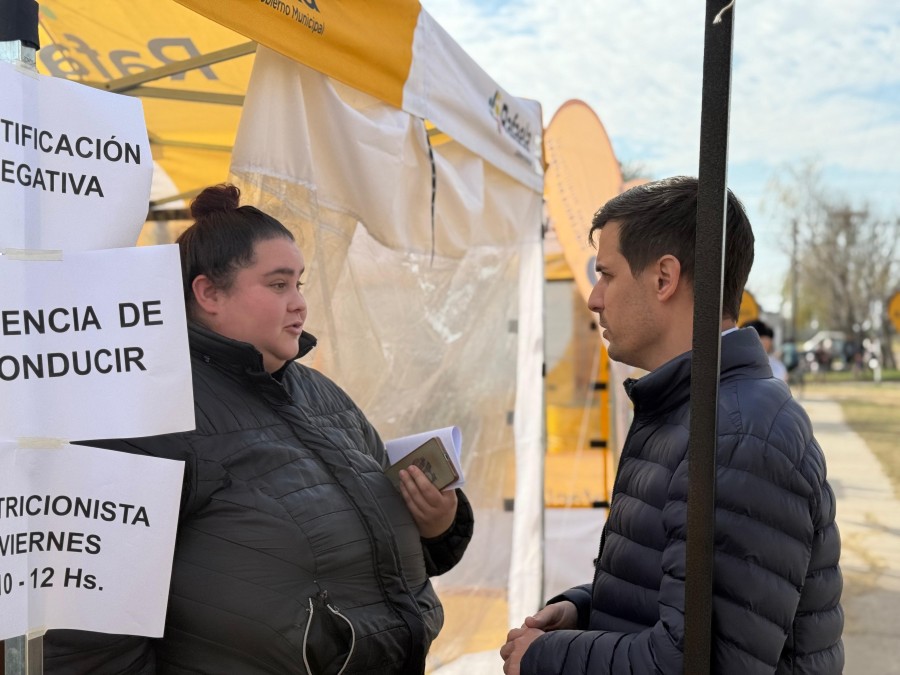 Más de mil personas participaron de la iniciativa municipal en la plaza del barrio.