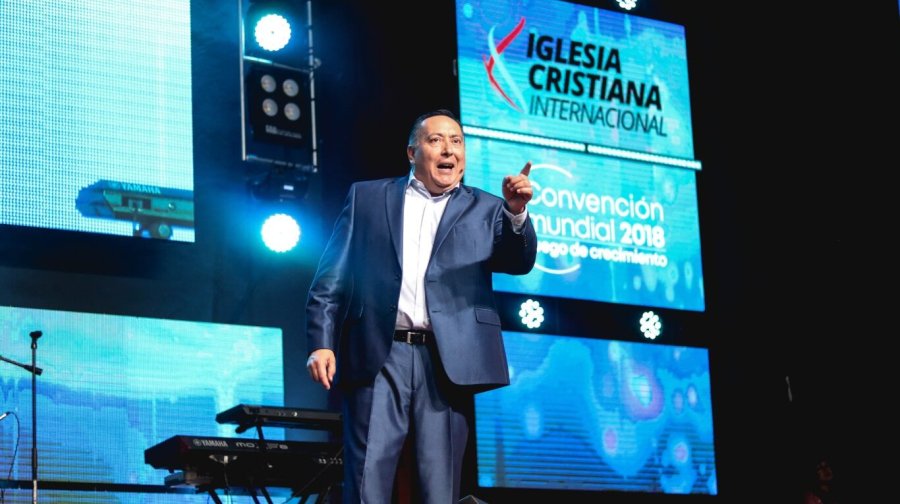 CONTRADICCIONES. El pastor Jorge Ledesma, envuelto en una polémica.