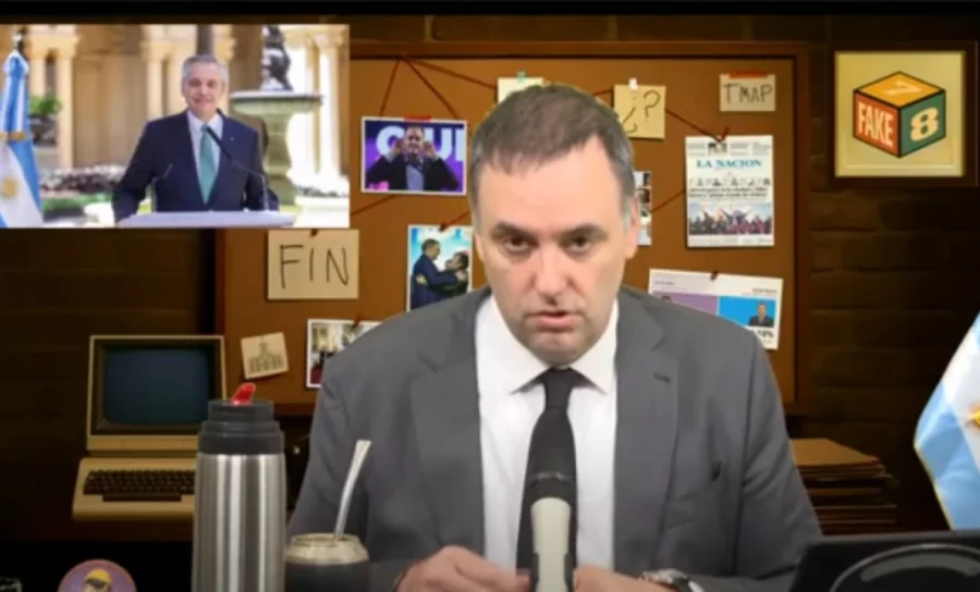 Manuel Adorni, el controvertido vocero presidencial y legisladores porte&ntilde;o electo.