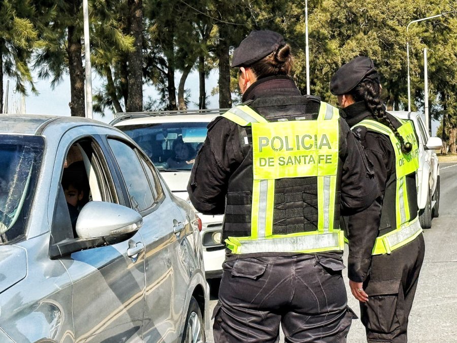 OPERATIVOS.  El gobierno provincial continúa garantizando la seguridad vial de quienes transitan por las rutas santafesinas.