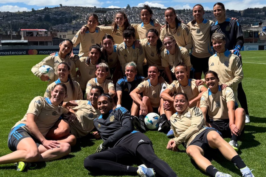Sonrisas en la delegación argentina.