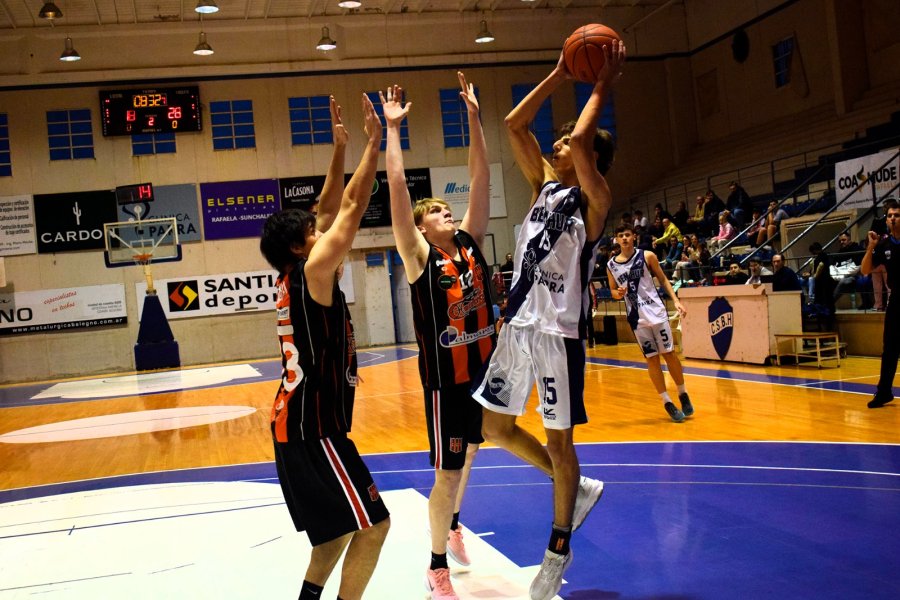 SUPERO OTRA INSTANCIA. Ben Hur pasó a la tercera etapa.