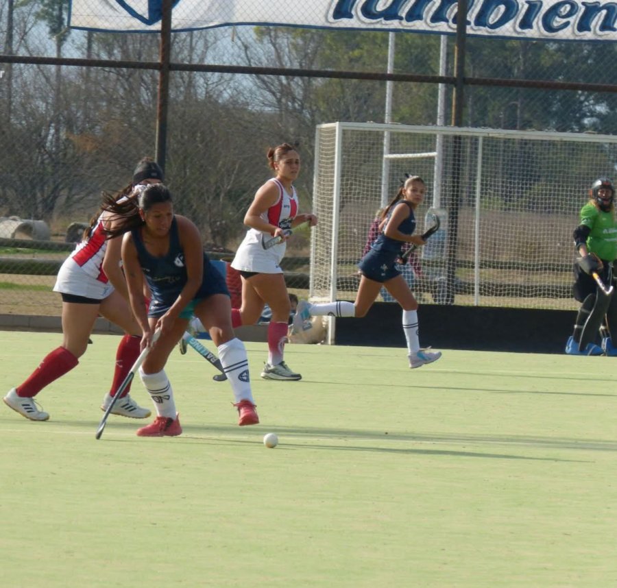 DUELO RAFAELINO. Quedó para Sportivo en primera y reserva.