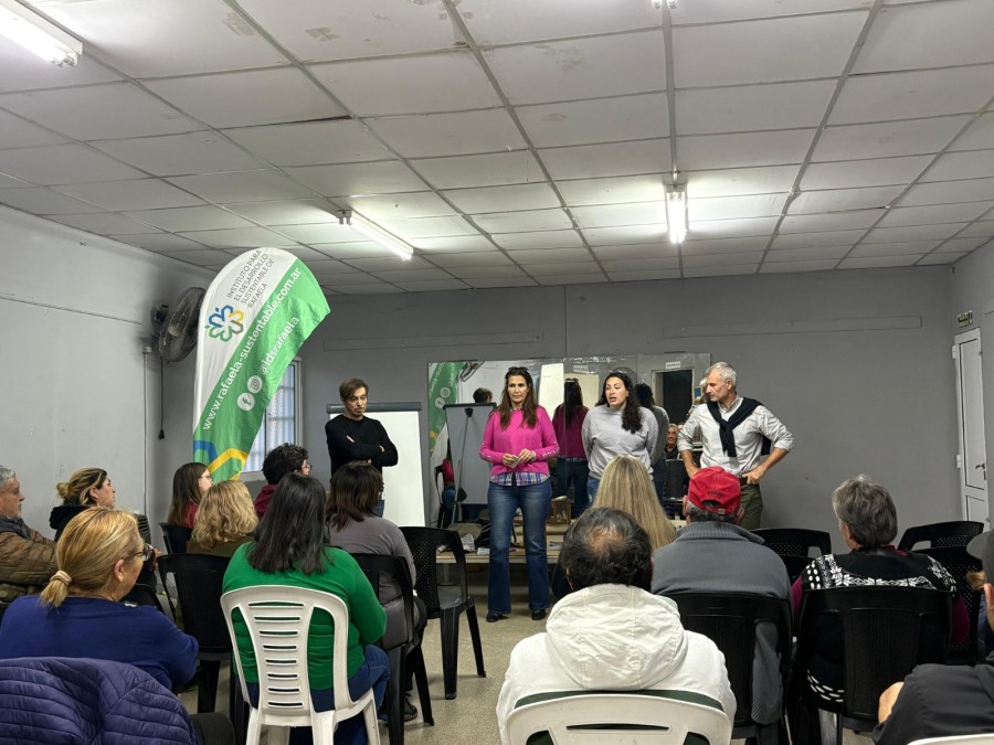 Al finalizar el encuentro se realizará el sorteo de una compostera y se entregarán semillas a los participantes.