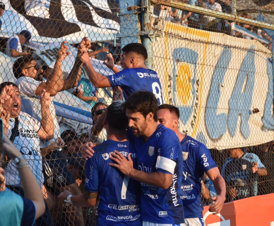 GRAN ILUSI&Oacute;N. La Crema comienza la segunda fase de local, el domingo, recibiendo a Gimnasia de Chivilcoy.