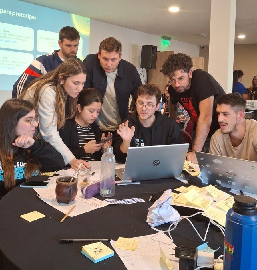 COMUNIDAD. Augusto Rolando en Mendoza, durante una de las actividades de capacitación de Potencia Argentina.