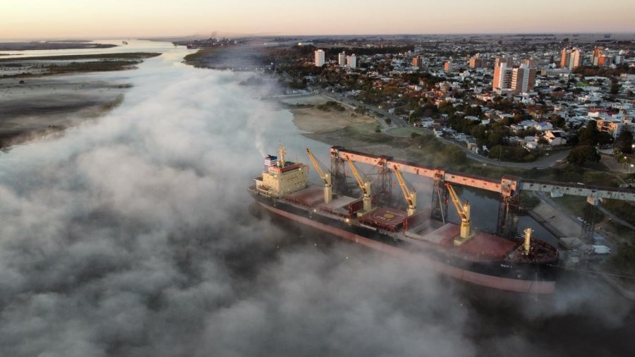 En el primer semestre se movieron 110.000 toneladas y 10.000 contenedores más que en 2024.