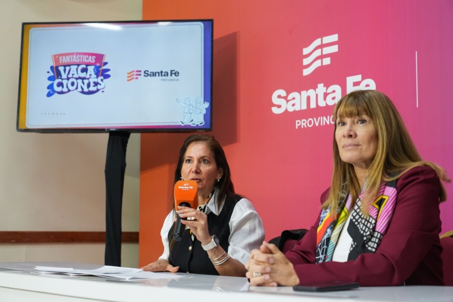 La ministra de Cultura, Susana Rueda, y la secretaria de Turismo, Marcela Aeberhard.