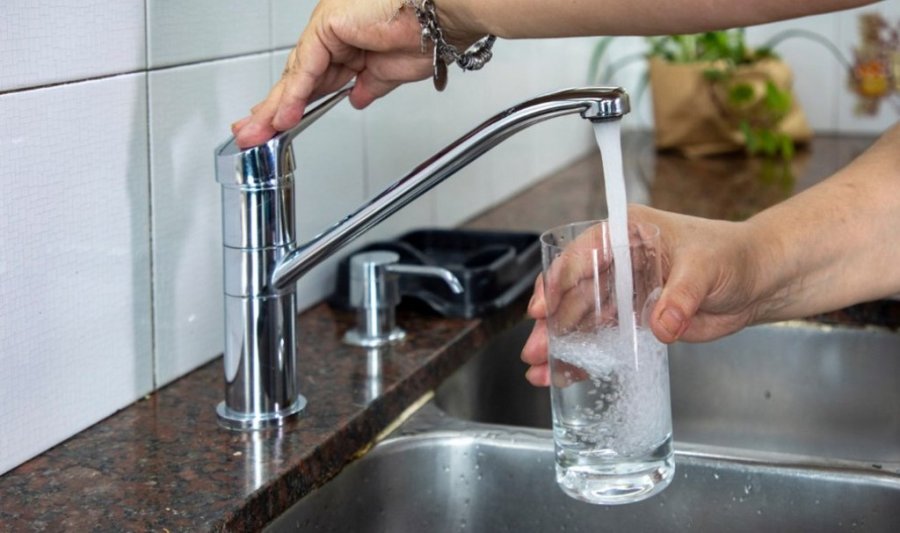 AYSA quedó habilitada para cortar el servicio ante falta de pago.