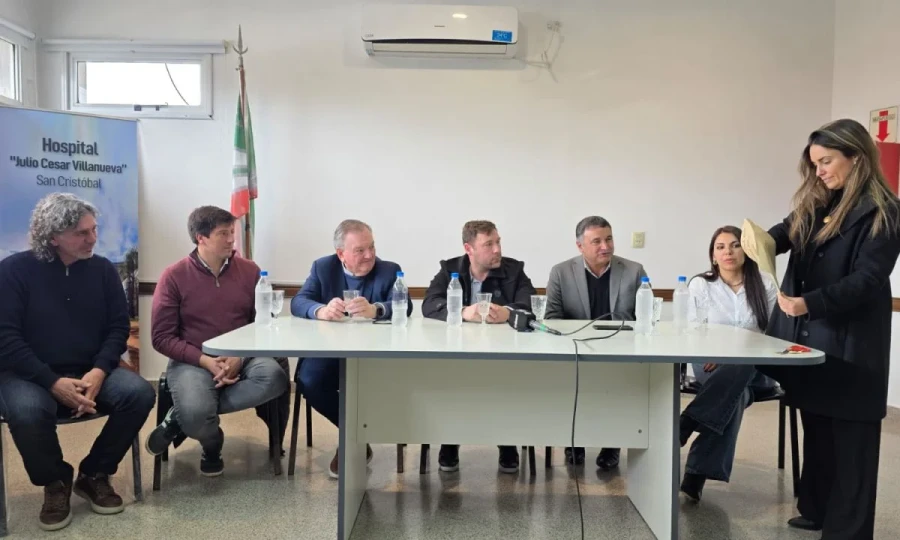 Instantes en los que se procedió a la apertura de la oferta.