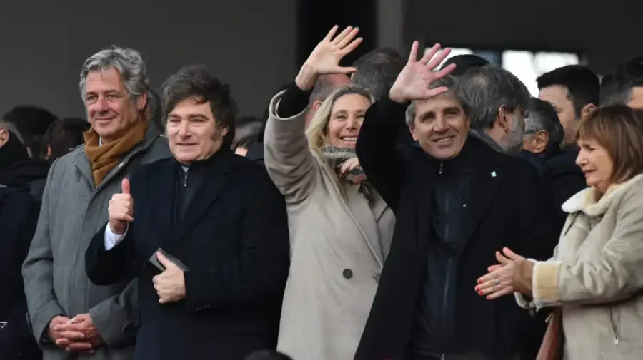 Milei reacomoda su entorno cercano, tal como lo dejó en evidencia en la Exposición de Palermo.