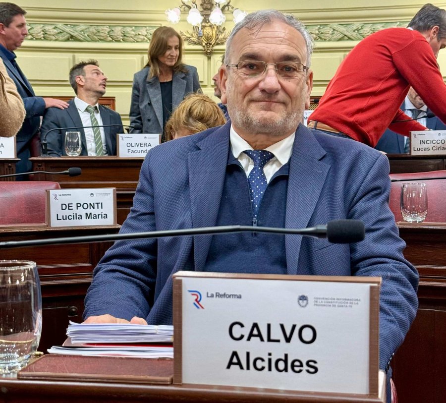 Alcides Calvo valoró la decisión del Bloque de Convencionales de Más para Santa Fe para consensuar un proyecto único sobre la reforma.