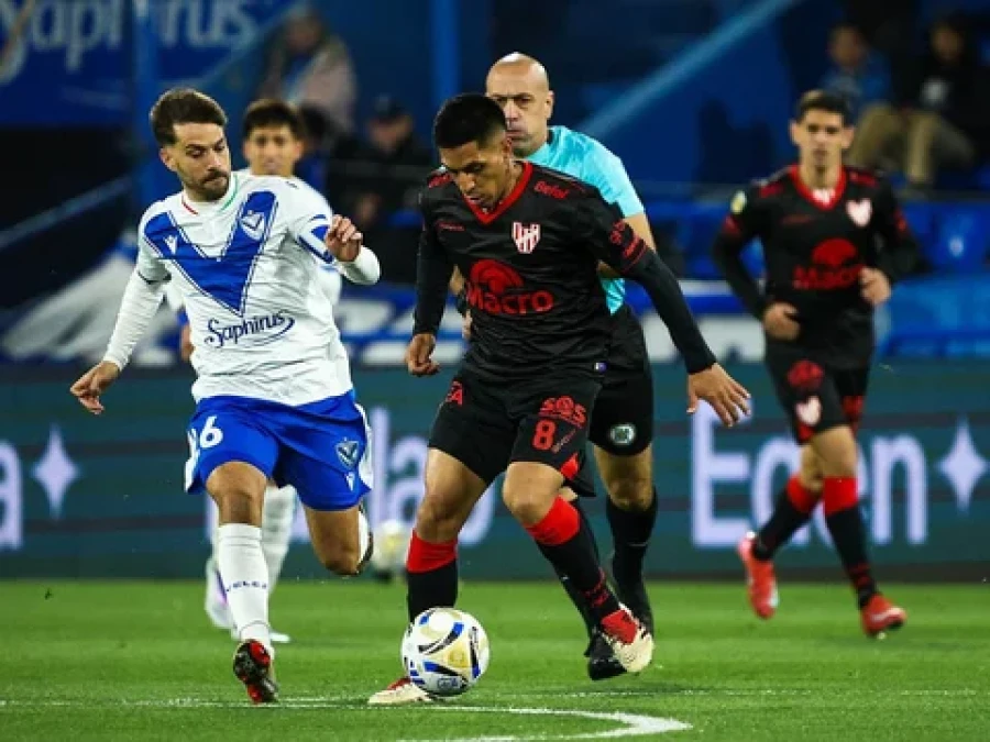 SIN GOLES. Instituto se trajo un punto frente a Vélez.