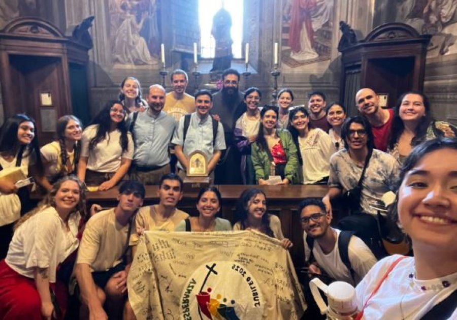 parte de la delegaci&oacute;n que participar&aacute; del Jubileo de la Esperanza