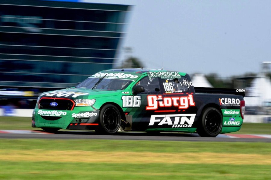 Ignacio Faín logró su primer triunfo superando a Mariano Werner y Agustín Canapino.