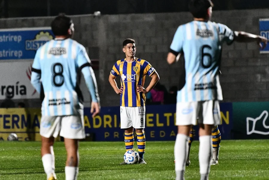 Jorge Valdez Chamorro, poco antes de patear el tiro libre que abriría el marcador.