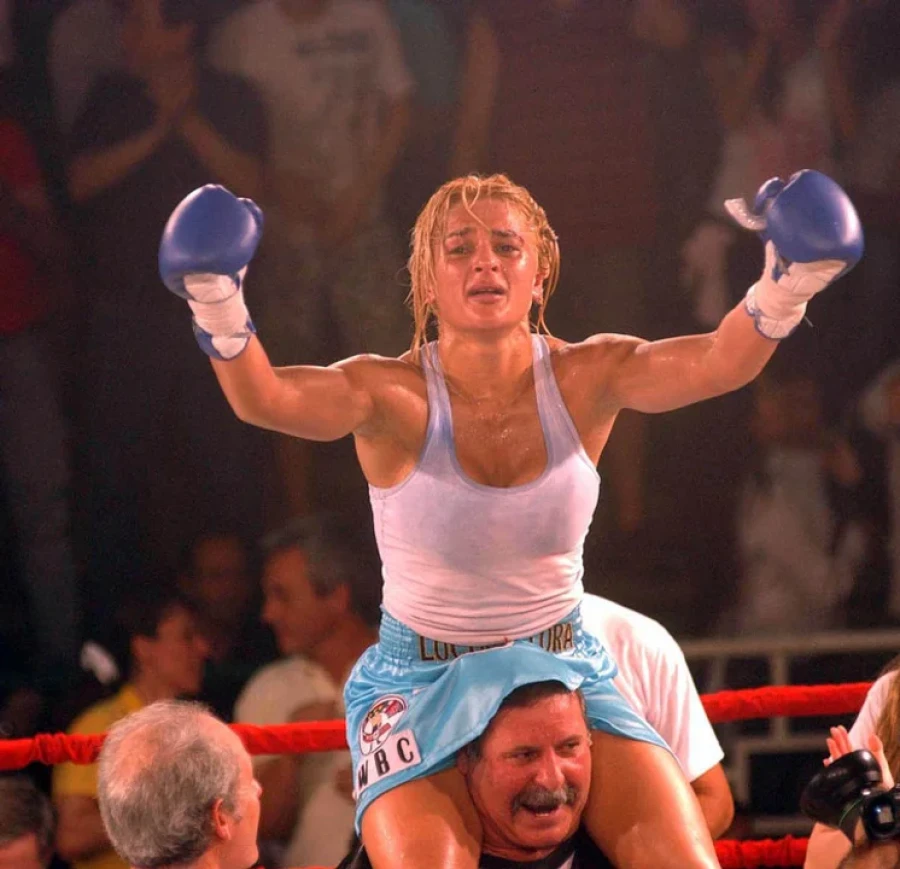 Alejandra "Locomotora" Oliveras, destacada boxeadora argentina fallecida en la tarde de este lunes.