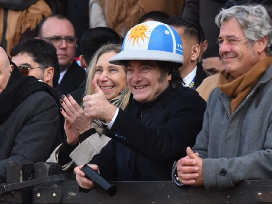 ANUNCIO. El presidente de la Nación Javier Milei sorprendió en la Rural con la baja de DEX a los granos