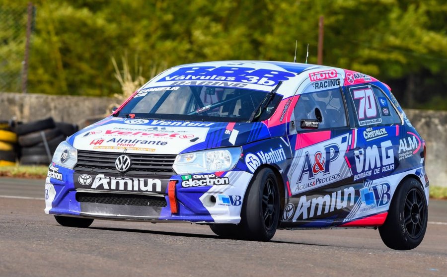 Juan Ignacio Canela marcó la pole provisoria en la Clase 2.