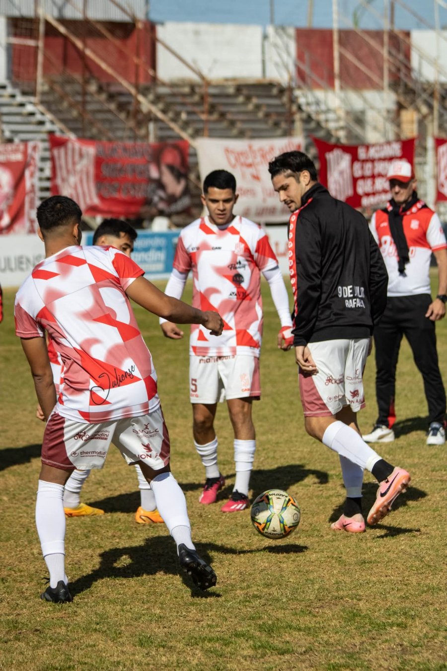 PARA MOVERSE. 9 de Julio tuvo una buena prueba.