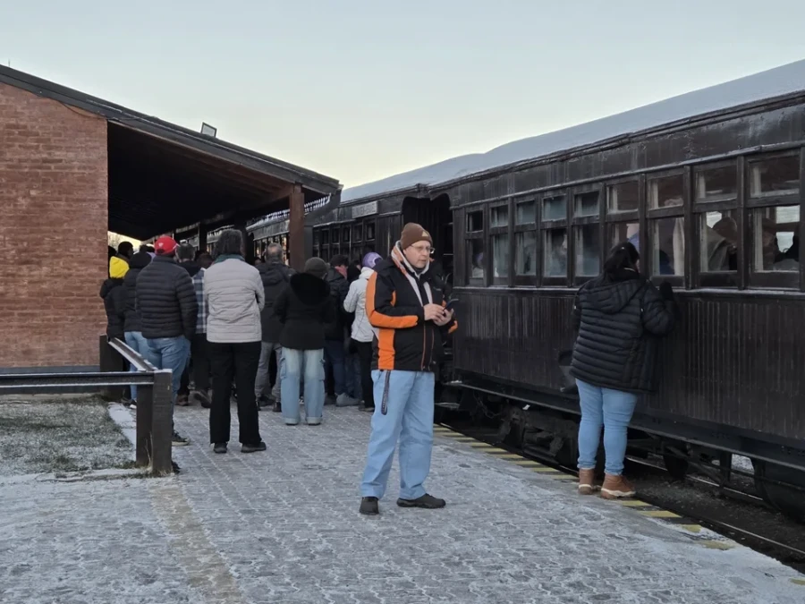 La Trochita sigue sumando salidas adicionales por la demanda de boletos.