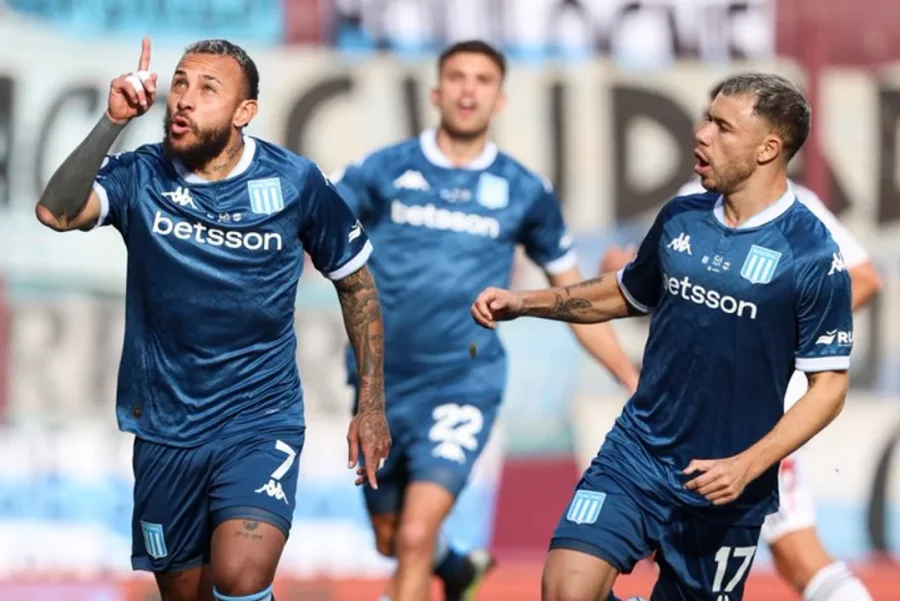 RACING ELIMINÓ A RIESTRA DE LA COPA ARGENTINA