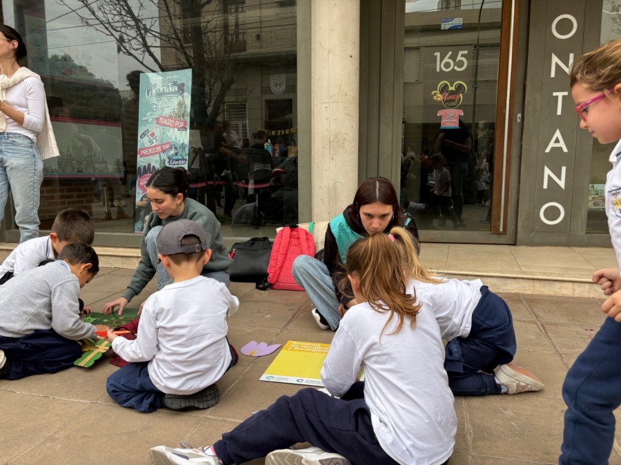 Se realiza en el marco del programa Escuelas + Sustentables.