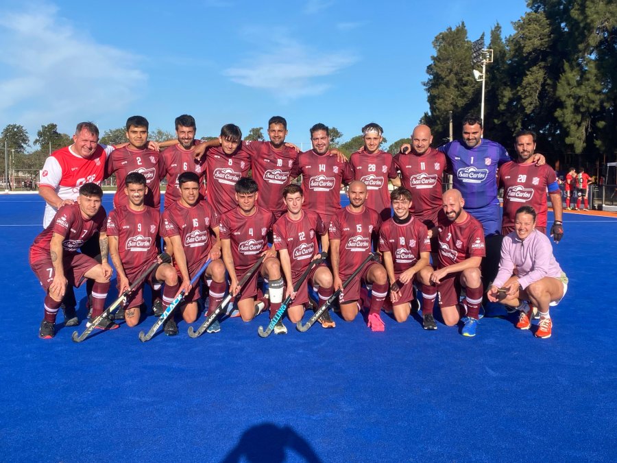 A UN PASO. Gran temporada de los caballeros julienses.