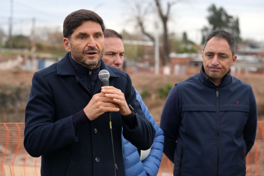 El gobernador Maximiliano Pullaro.