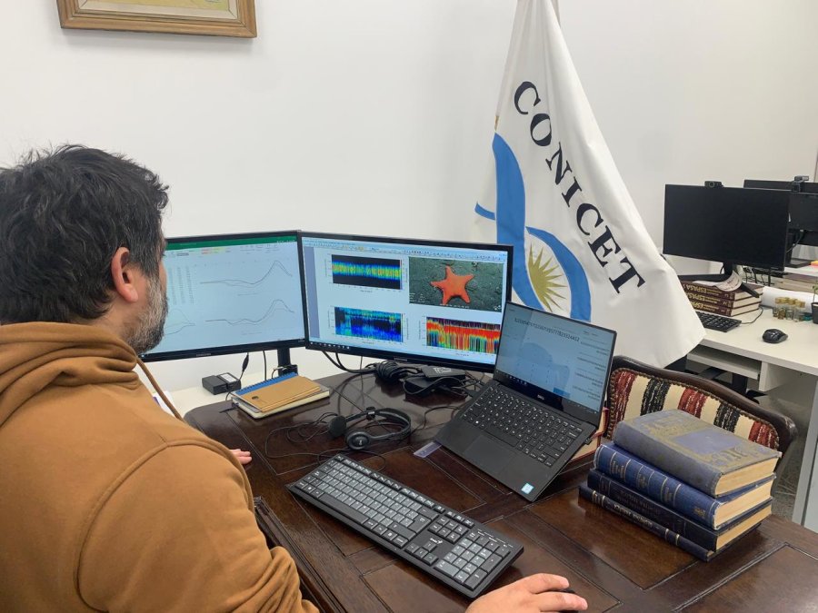 Como ha sido evidente durante “el stream del fondo del mar”, una actividad de divulgación de la actividad científica que causó furor, el CONICET es un organismo con personal altamente calificado.