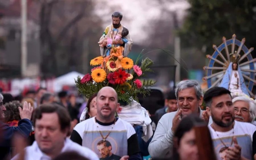 Fiesta en honor a San Cayetano, patrono de la Providencia.