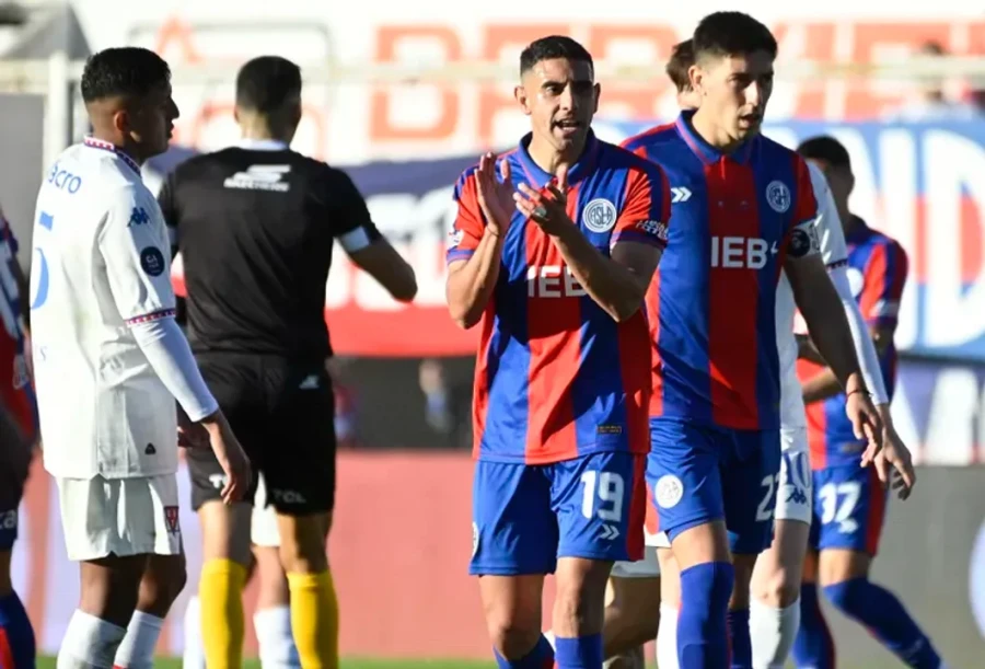 POR LA RECUPERACION. El Ciclón tiene un duro escollo.