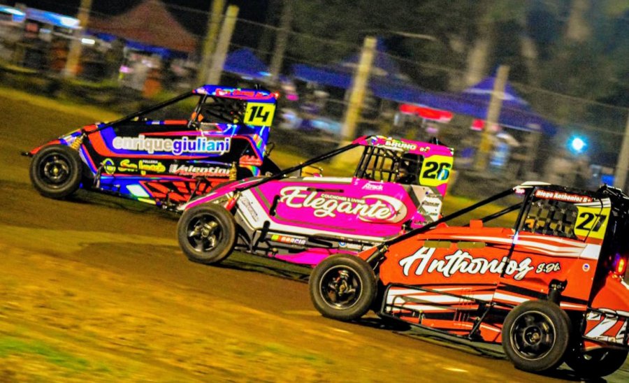 MIDGETS DEL LITORAL. El domingo será la primera del Torneo Oficial 