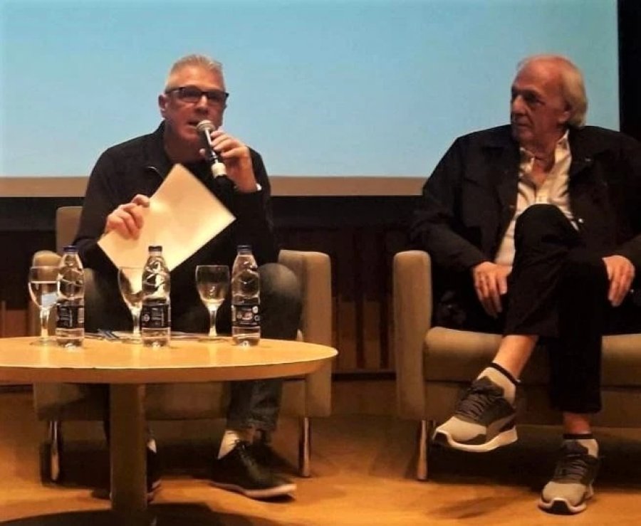 Rub&eacute;n Rossi junto a C&eacute;sar Luis Menotti, en una de las tantas charlas sobre f&uacute;tbol. (FOTO ARCHIVO)