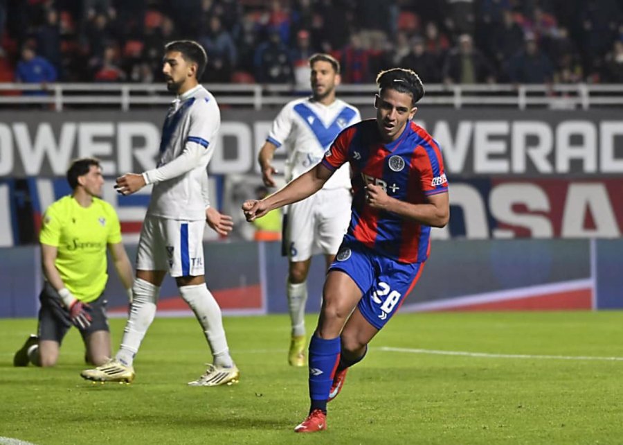 SAN LORENZO LE GANÓ A VÉLEZ