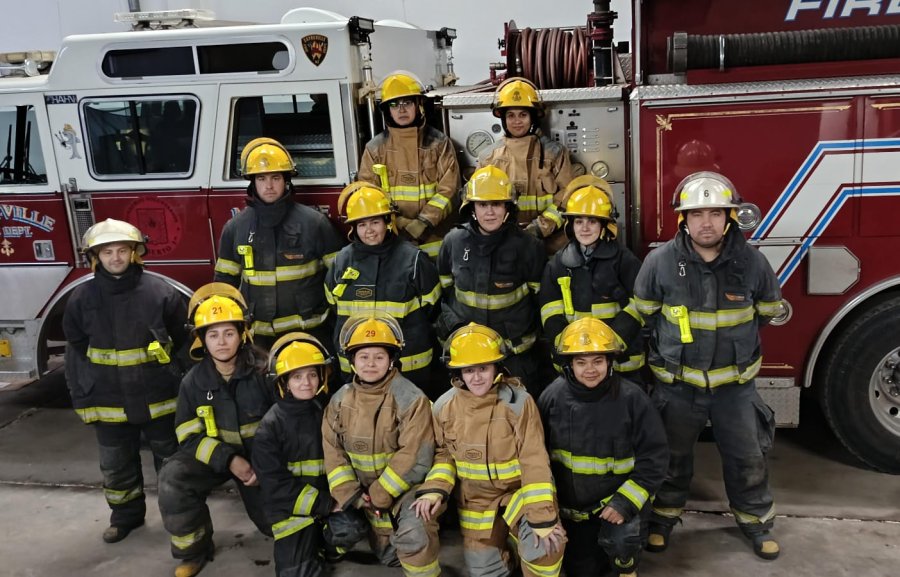 Los integrantes del cuartel bomberil humbertino.