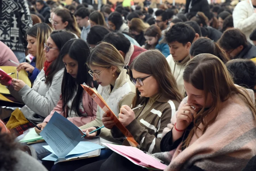 Fraude en residencias médicas.