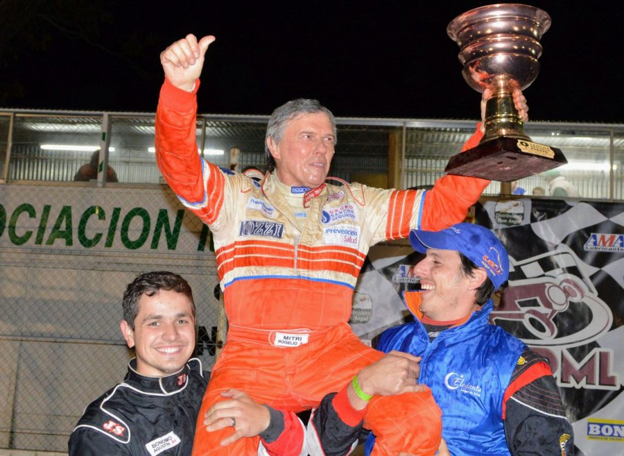 Rogelio Mitri ganó su última carrera hace 10 años en el Midgets del Litoral.